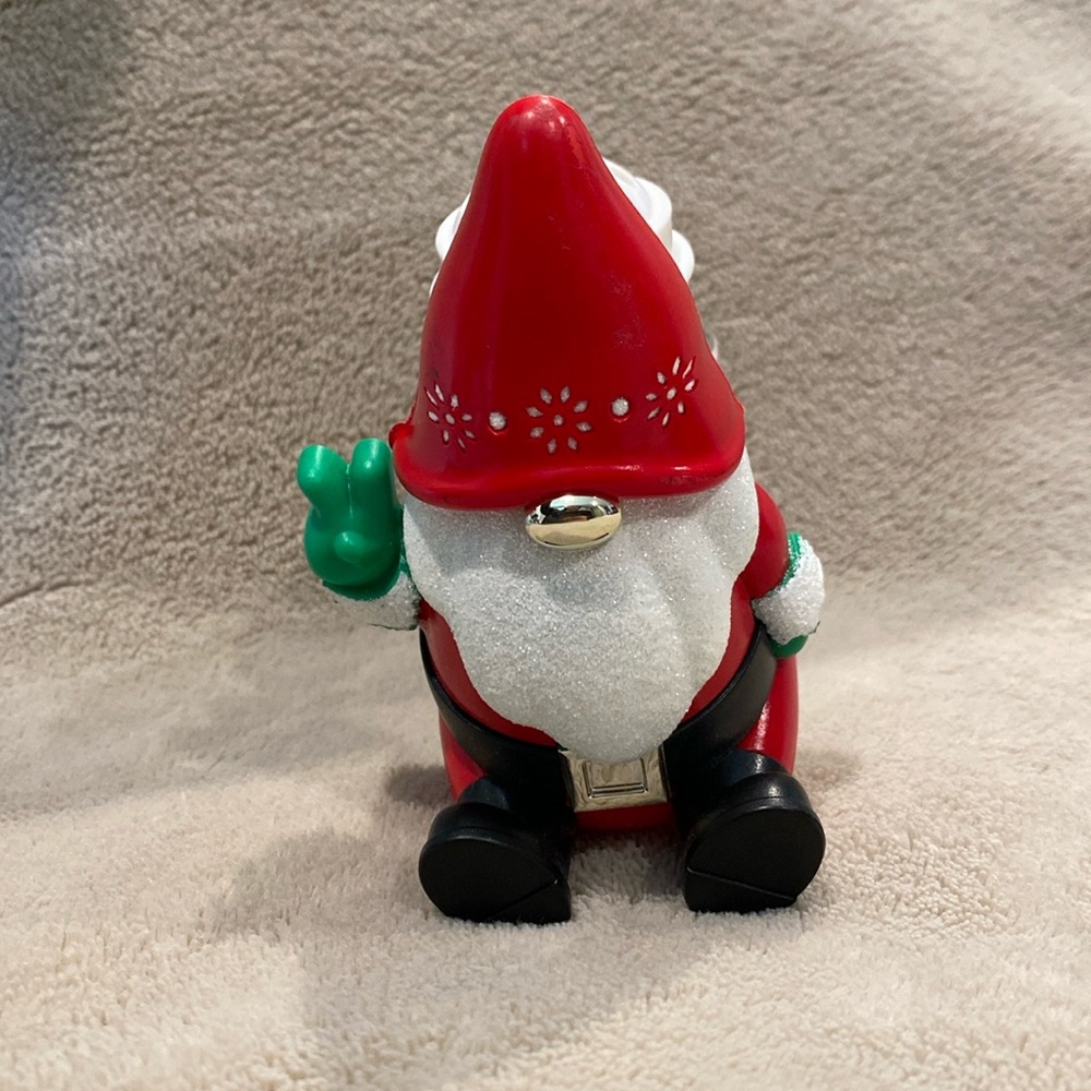 Bath and body works elf wallflower plug-in